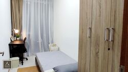 The Lakeshore (D22), Condominium #503170141